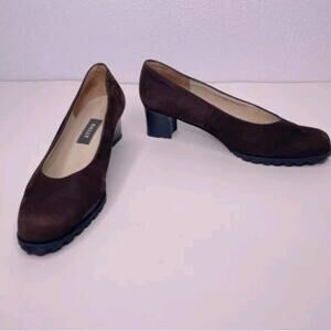 Women’s Bally Brown Suede  Ringo Pumps-Size 6. Preloved in Excellent Condition!